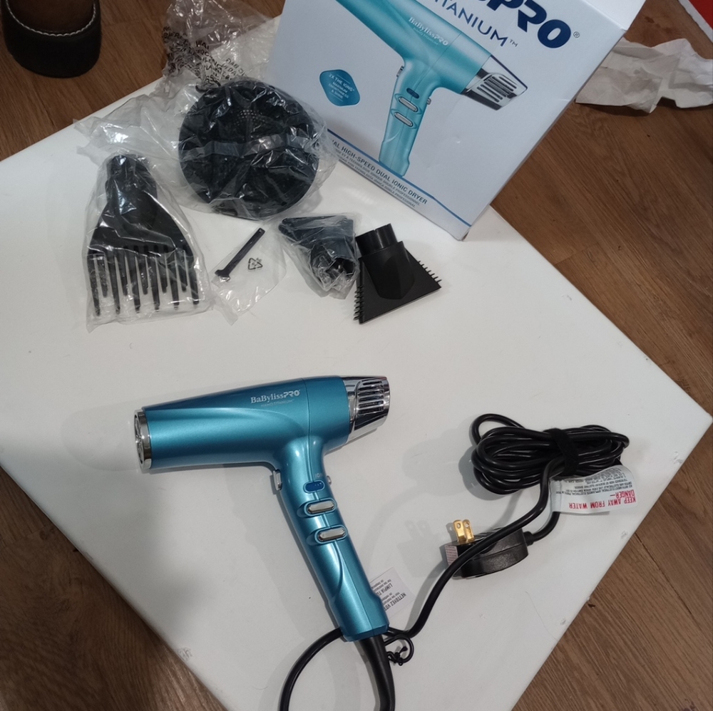 Babyliss pro blow dryer
